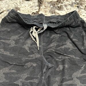 Vuori Black Camo Joggers